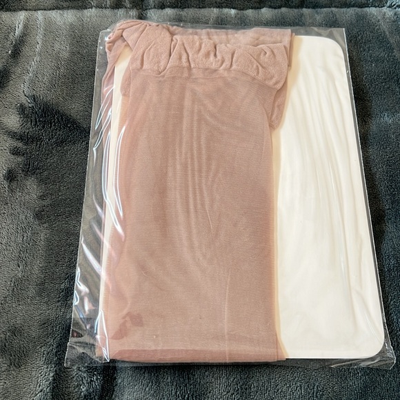 Hanes Silk Reflections control top reinforced toe size CD, color Natural - Picture 3 of 7